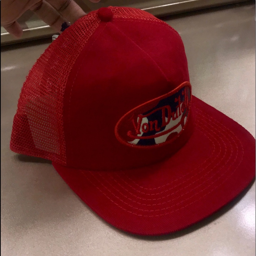 RED CORDUROY VON DUTCH CAP WITH CAMO LOGO